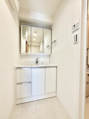 ���ʑ�E���ʏ��@�������Ƒ��݂�Ȃ��g���₷���z�u�ł�