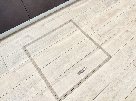 ̑ρ@ݔBꂽ[Xy[XŉƑŜXbL