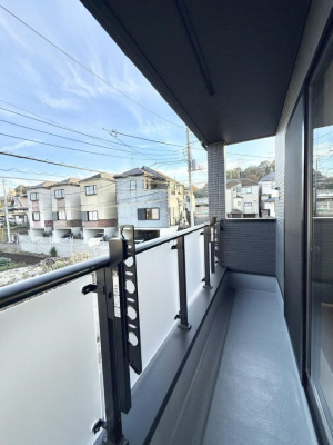 �o���R�j�[�@������ �G�߂̈ڂ낢����������J���I�ȋ�Ԃł�