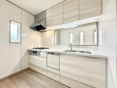 �L�b�`���@���������y���݂ƐH�ׂ�K����͂���L�b�`��