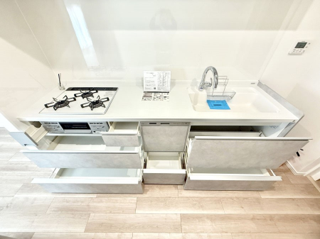 �L�b�`���@�������V���v���Ŕ������S�n�悢���Ԃ𐶂ރL�b�`�����