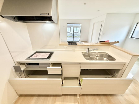 �L�b�`���@�������Ƒ����J��[�߂�A������̂���L�b�`��