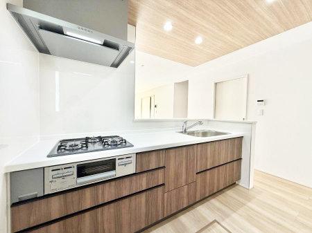 �L�b�`���@���������y���݂ƐH�ׂ�K����͂���L�b�`��