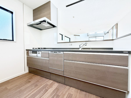 �L�b�`���@�������Ƒ��ƂȂ���A�R�~���j�P�[�V�����̏�