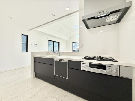 �L�b�`���@�������Ƒ����J��[�߂�A������̂���L�b�`��