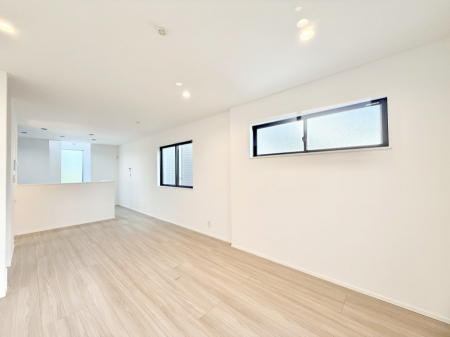 ���r���O�@�������V���v���������ґ�A��؂Ȑl�Ɖ߂����S���قǂ�����