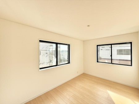 ���r���O�@���������R�Ɖ�b�����܂��A�S�n�悢�ЂƂƂ�