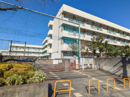 ���ӊ��@���w�Z 500m ���c�s���R�菬�w�Z