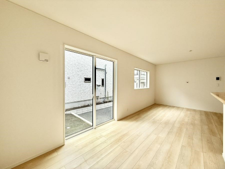 ���r���O�@�������Ƒ��̎��Ԃ��ʂ�A���K�Ŗ��������