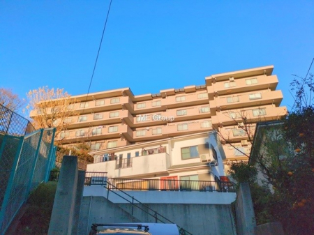 nOώʐ^@OρV炵n܂ꏊŁAƑJ[߂