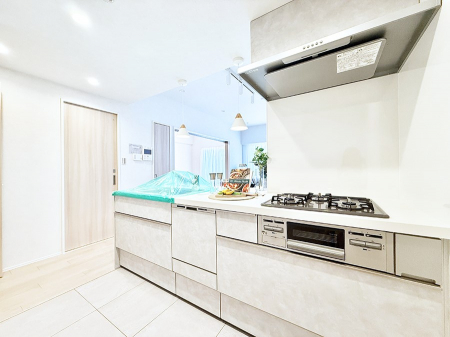 �L�b�`���@�������Ƒ����J��[�߂�A������̂���L�b�`��