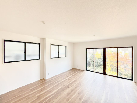 ���r���O�@���������R�Ɖ�b�����܂��A�S�n�悢�ЂƂƂ�