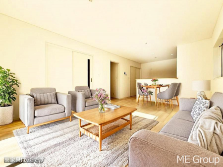 ���r���O�@���������났�ƏΊ炪�W�܂�A�S���܂郊�r���O