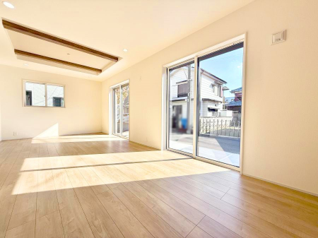 ���r���O�@�������Ƒ��̎��Ԃ��ʂ�A���K�Ŗ��������