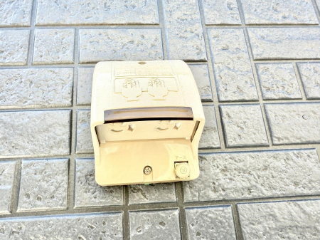 ���̑����ρ@�ݔ������O�ɓd���R���Z���g������΁A�������@�ő���O�ǂ�|������ȂǕ֗��ł��B