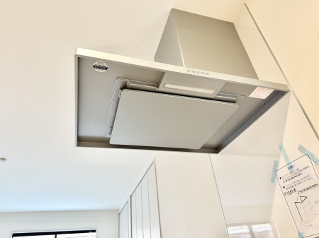 ���̑����ρ@�ݔ����t�[�h�ɕ����Ă���ׁA���������C��ɗU������A�����I�ɔr�����ł��܂�