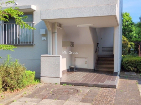 �G���g�����X�@�O�ρ��������������͋C�̃G���g�����X���Z�܂������������}���܂�