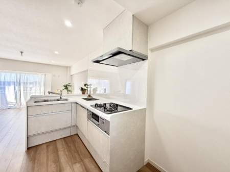 �L�b�`���@�������Ƒ����J��[�߂�A������̂���L�b�`��