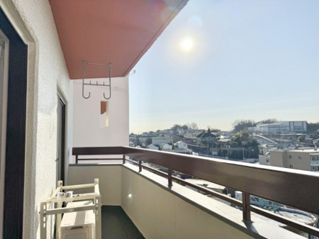 �o���R�j�[�@������ �G�߂̈ڂ낢����������J���I�ȋ�Ԃł�