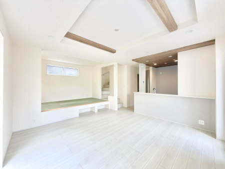 ���r���O�@���������R�Ɖ�b�����܂��A�S�n�悢�ЂƂƂ�