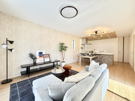 ���r���O�@���������S�n�̂����A���z�̃��r���O