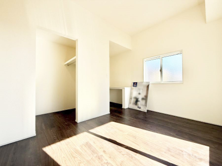 �q�������@�������v���C�x�[�g��ԂƂ��ĐÂ��ŗ�������������񋟂��Ă���܂�