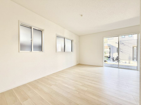 ���r���O�@���������R�Ɖ�b�����܂��A�S�n�悢�ЂƂƂ�