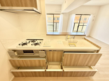 �L�b�`���@�������A�C�f�A�L����A�N���G�C�e�B�u�ȗ������