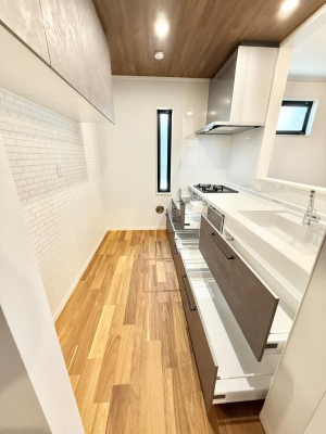 �L�b�`���@�������L���C�ɕЕt���A�g���₷���L�b�`��