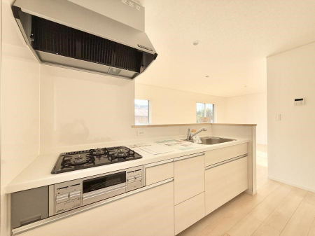 �L�b�`���@�������V���v���Ŕ������S�n�悢���Ԃ𐶂ރL�b�`�����