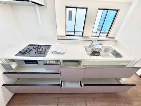 �L�b�`���@�������A�C�f�A�L����A�N���G�C�e�B�u�ȗ������