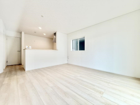 ���r���O�@���������R�Ɖ�b�����܂��A�S�n�悢�ЂƂƂ�