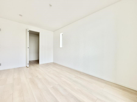 �Q���@���������̔z�u��ʋC���̗ǂ��݌v�ŕ����̋�C�������炸�A��ɐV�N�ȋ�C������܂�