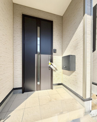 ���ց@�O�ρ� �V���v���Ŕ������A�Z�܂��̑���ۂ��ʂ錺�ւł�