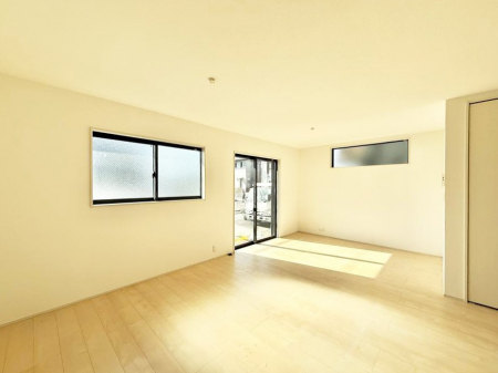 ���r���O�@���������R�Ɖ�b�����܂��A�S�n�悢�ЂƂƂ�