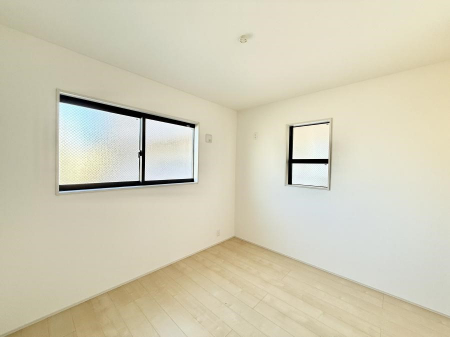 �Q���@���������̔z�u��ʋC���̗ǂ��݌v�ŕ����̋�C�������炸�A��ɐV�N�ȋ�C������܂�