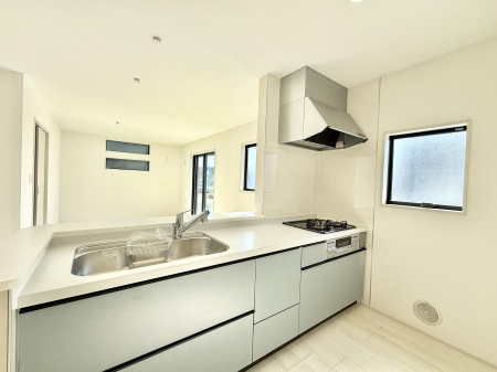 �L�b�`���@���������y���݂ƐH�ׂ�K����͂���L�b�`��