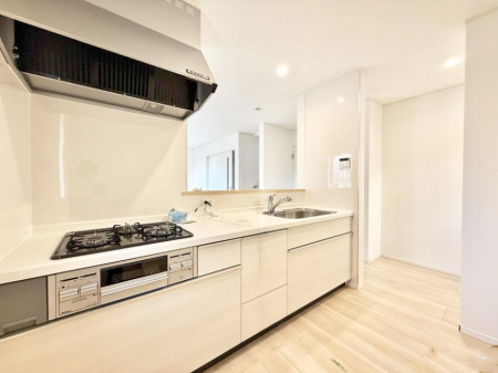 �L�b�`���@�����������������Ԃ����܂��A�Ί炠�ӂ��L�b�`��