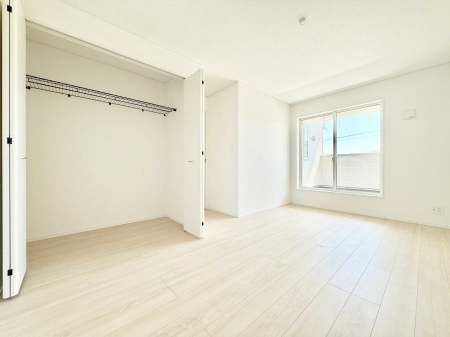 �Q���@�������Ƌ�����܂��z�u����΍L�X�Ƃ�����Ԃ��g�������₷���A�����b�N�X�������Ԃ��߂����܂�