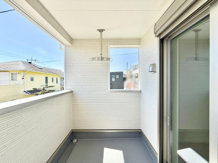 �o���R�j�[�@������ ���R��g�߂Ɋ�����A�J���I�ȃo���R�j�[