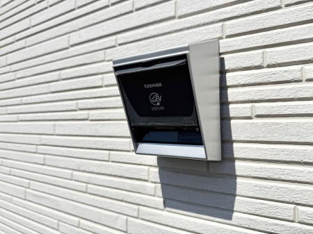 ���̑����ρ@�ݔ�������ŊȒP�ɏ[�d�ł��A�G�R�ȃJ�[���C�t���T�|�[�g