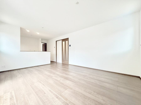 ���r���O�@�����������������Ɠ��ʂɂ���A�e���̋��