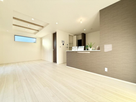 ���r���O�@�������S���������ꏊ�A�������߂����郊�r���O