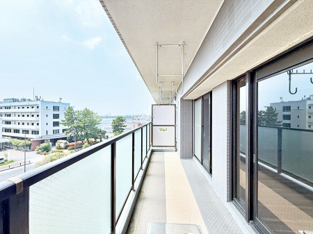 oRj[@ G߂̈ڂ낢JIȋԂł