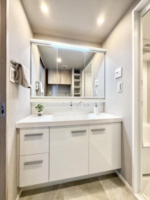 ���ʑ�E���ʏ��@�������Ƒ��݂�Ȃ��g���₷���z�u�ł�