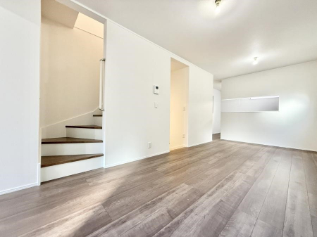 ���r���O�@�������S���������ꏊ�A�������߂����郊�r���O