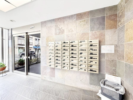 ̑@Oρ}Ṽ[R[i[͂ꂢɂĂ܂B