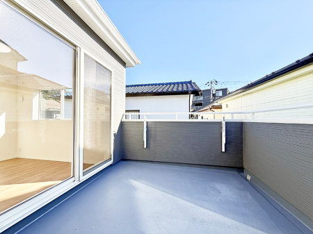 �o���R�j�[�@������ ��𒭂߂Ȃ���A�ق��ƈꑧ������ʂȋ��