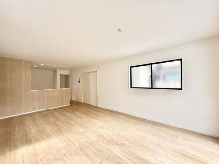 ���r���O�@���������R�Ɖ�b�����܂��A�S�n�悢�ЂƂƂ�