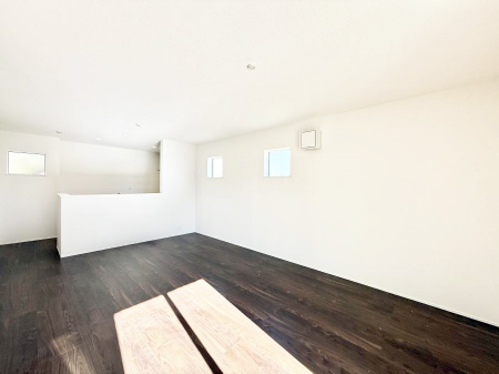 ���r���O�@���������R�Ɖ�b�����܂��A�S�n�悢�ЂƂƂ�